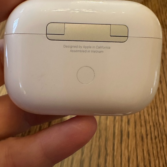 AirPods Pro - Picture 4 of 5